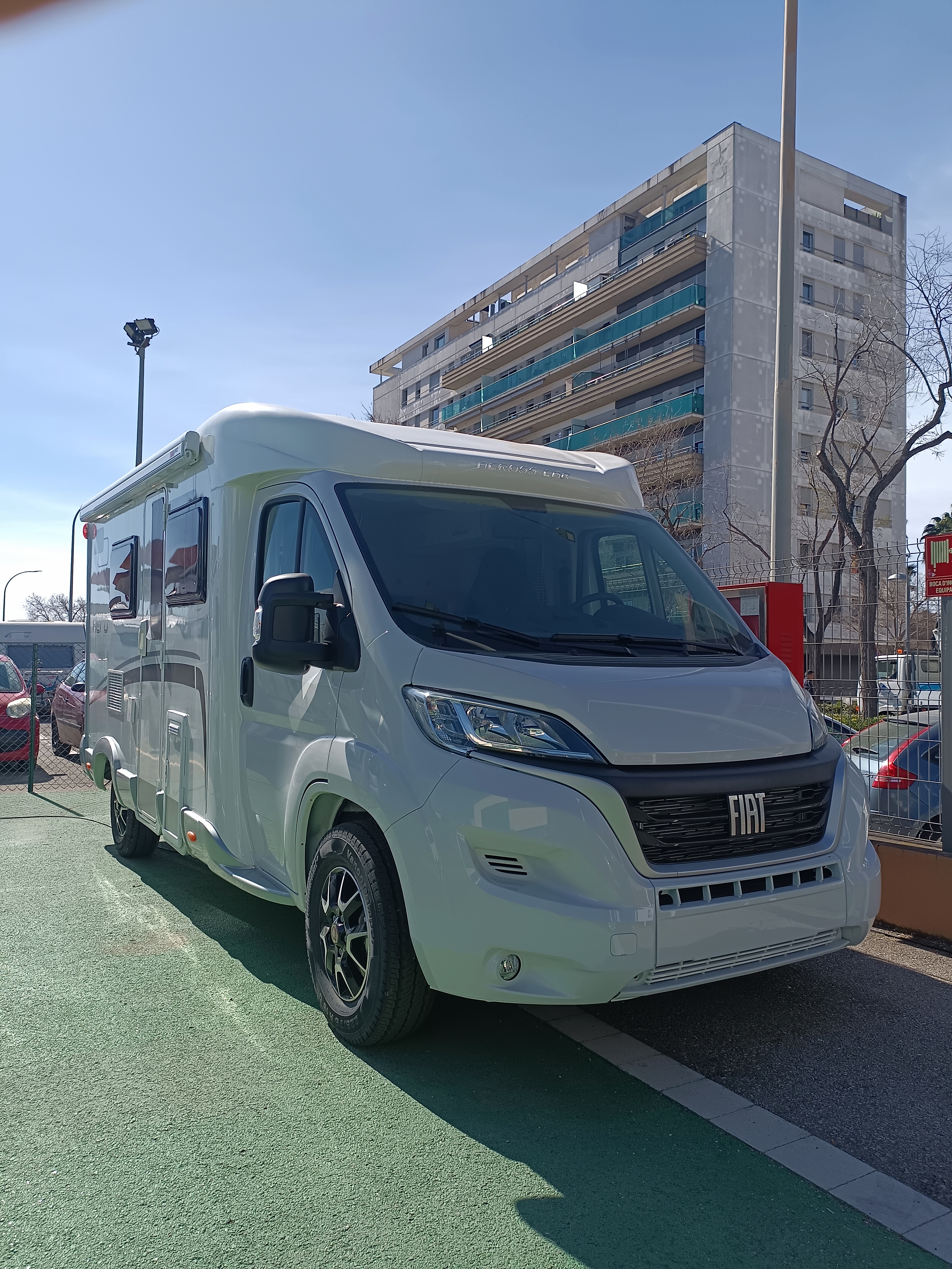 Across Compact 565 DK