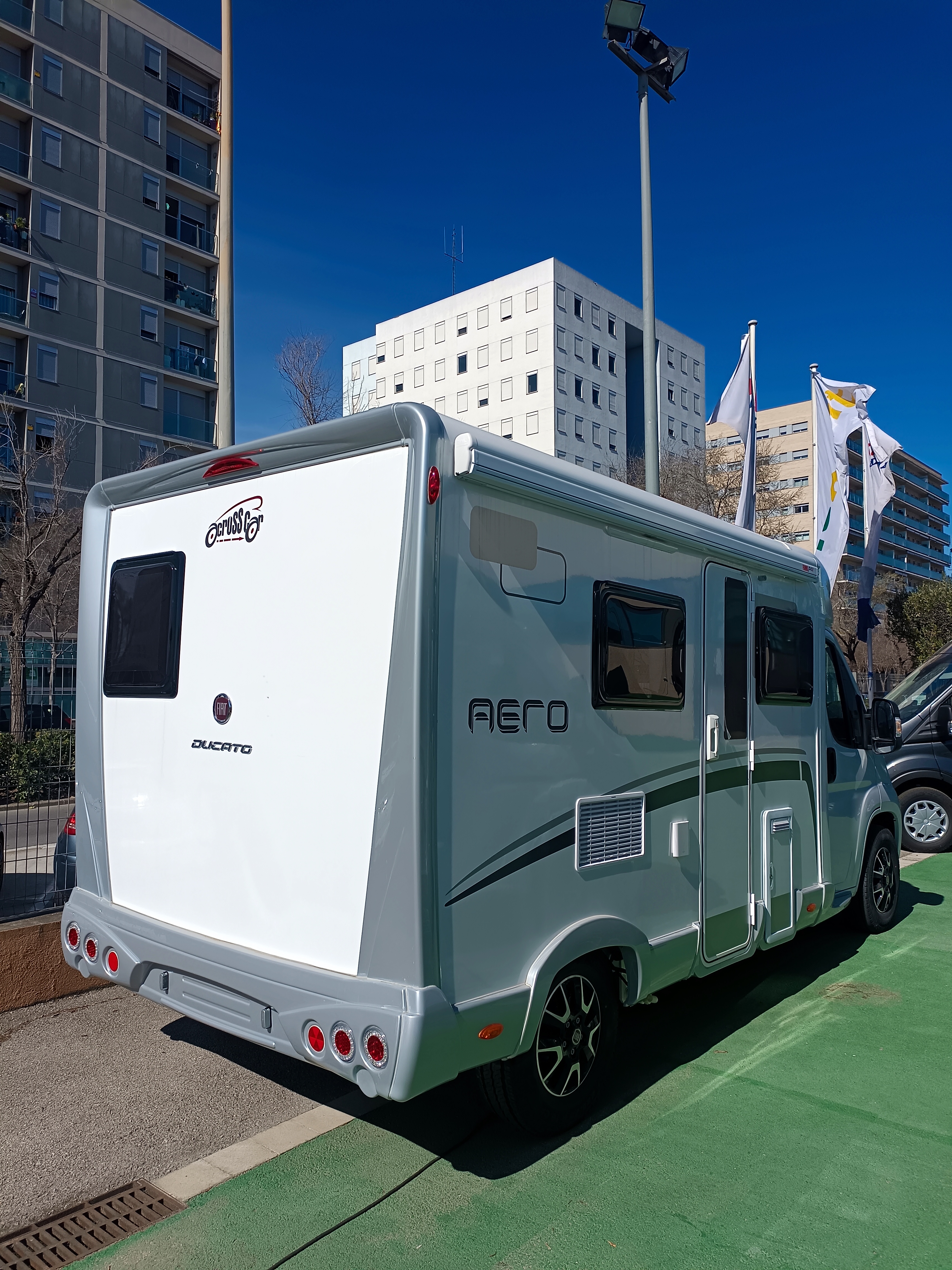 Across Compact 565 DK