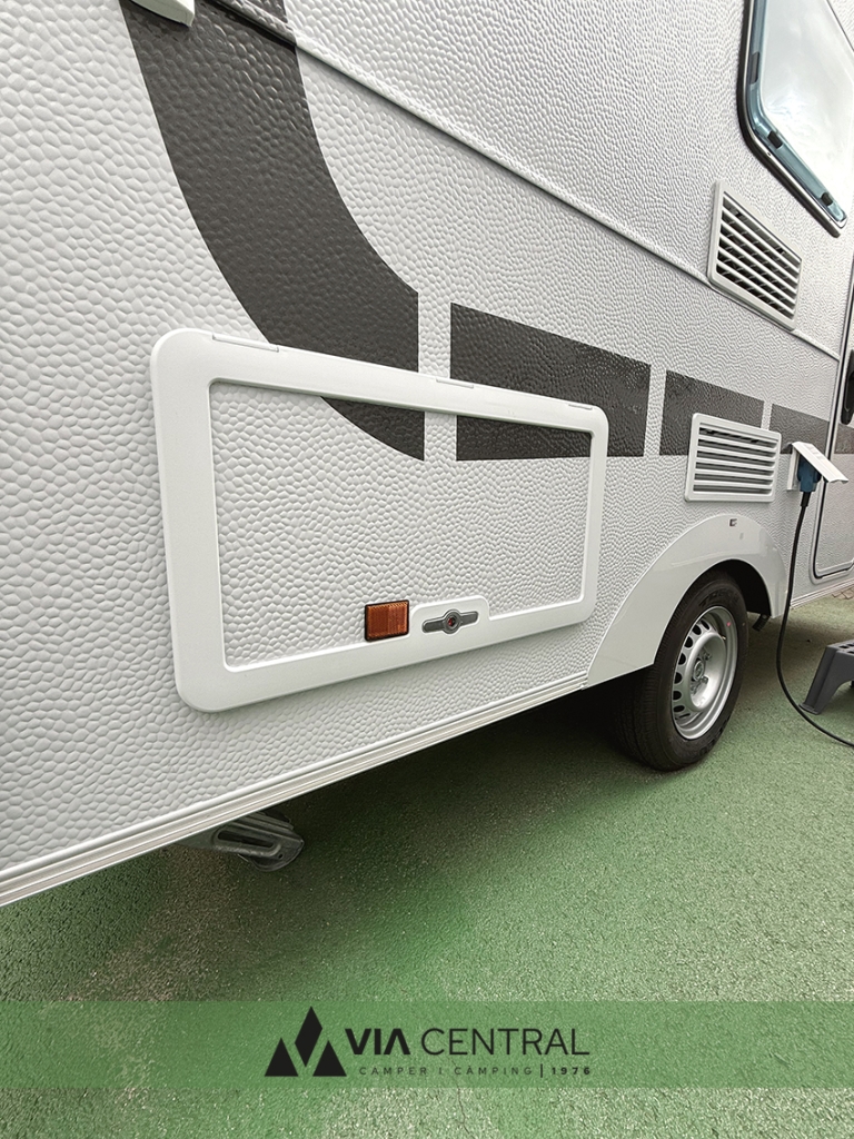 CARAVANA 331 DC PREMIUM