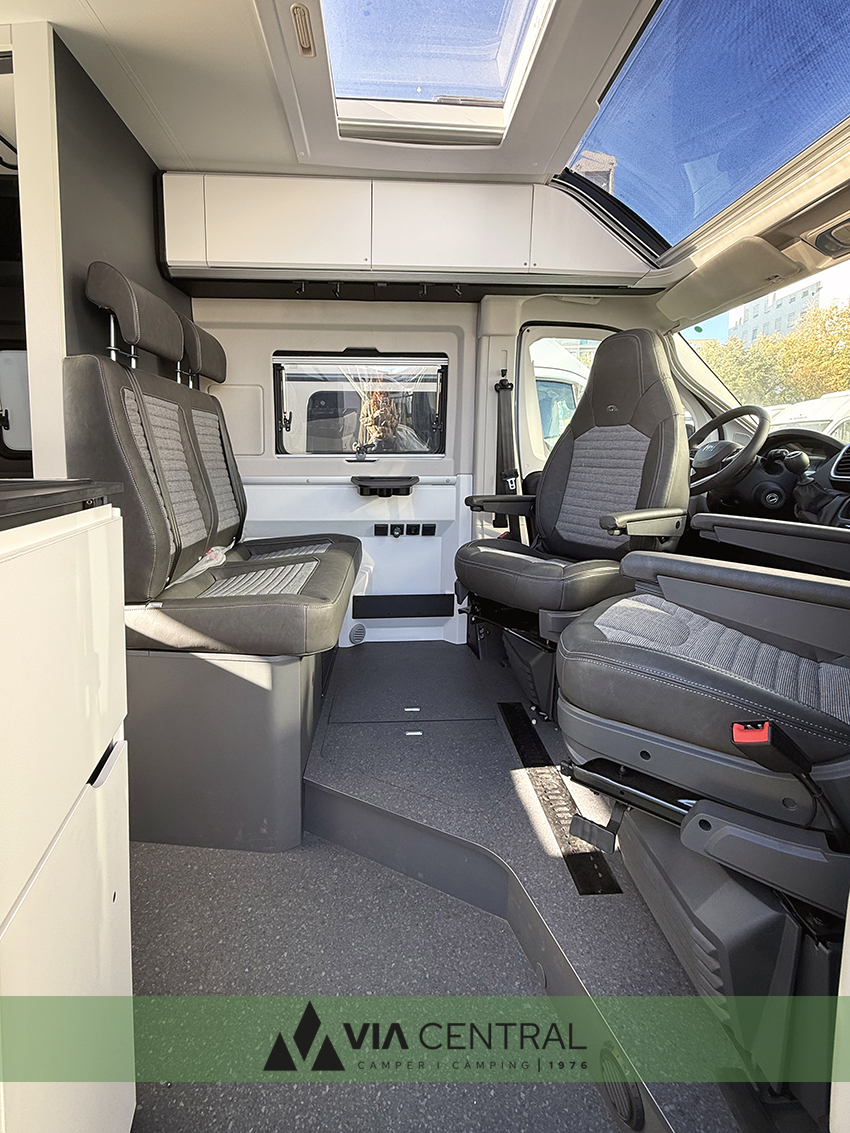 Adria Twin Supreme 640 SGX