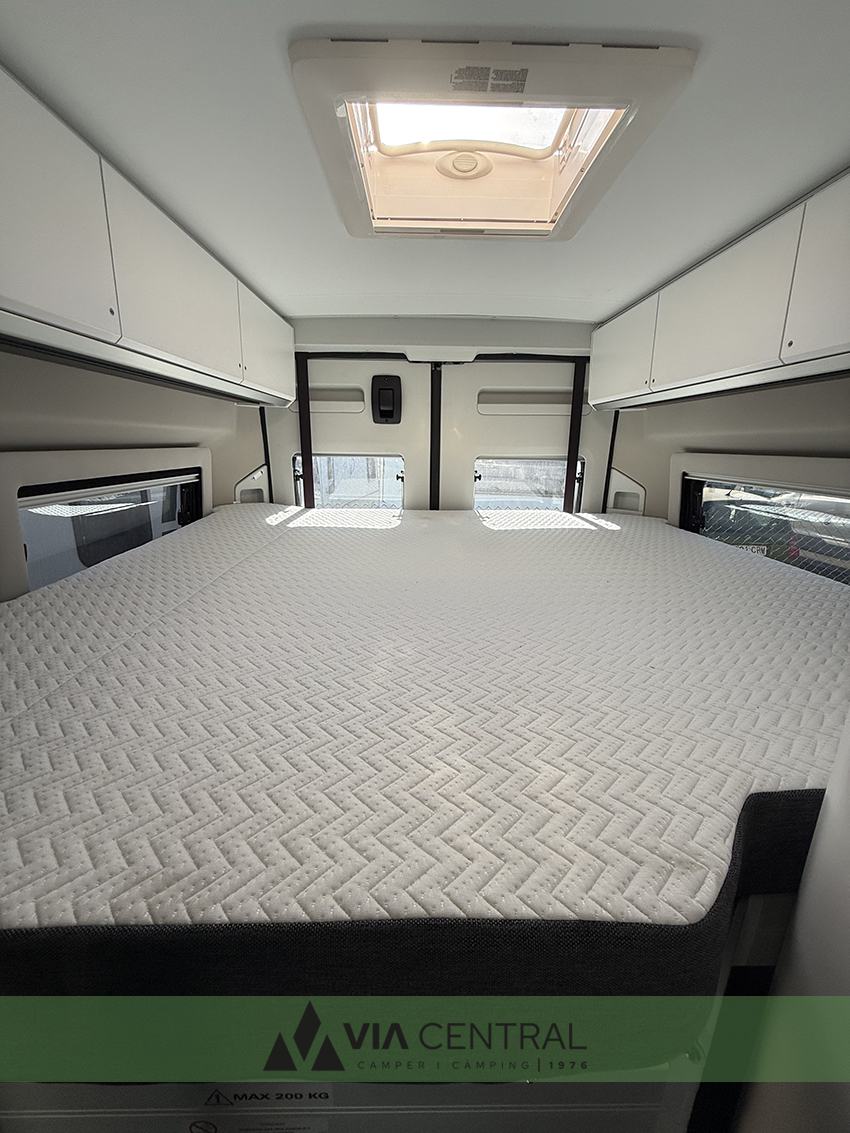 Adria Twin Supreme 640 SGX