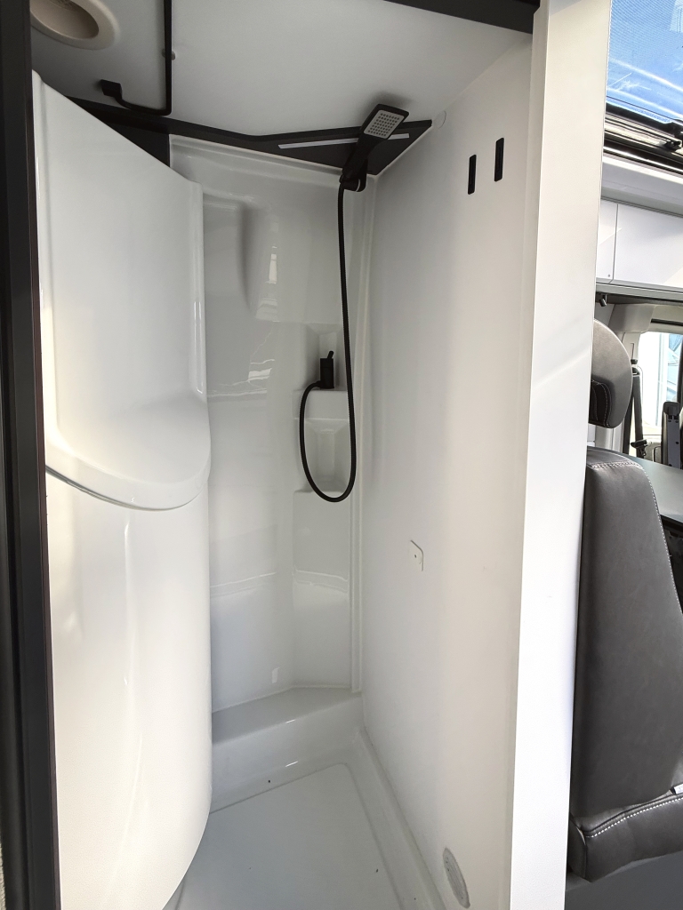 Adria twin supreme 640 Family SunRoof