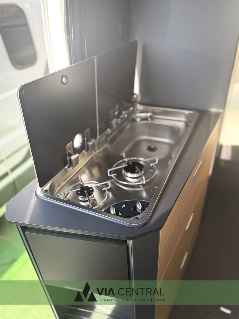 Adria  600 SPB Family panoramic