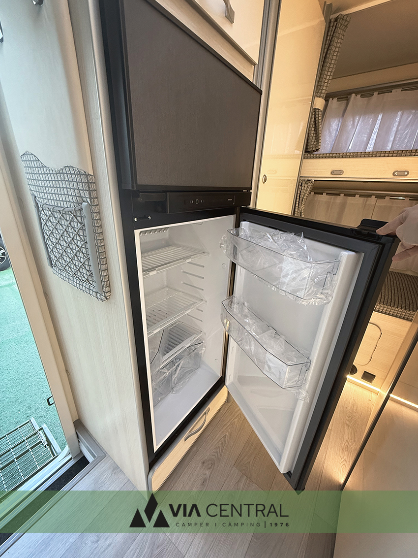 Across Compact 587 LD