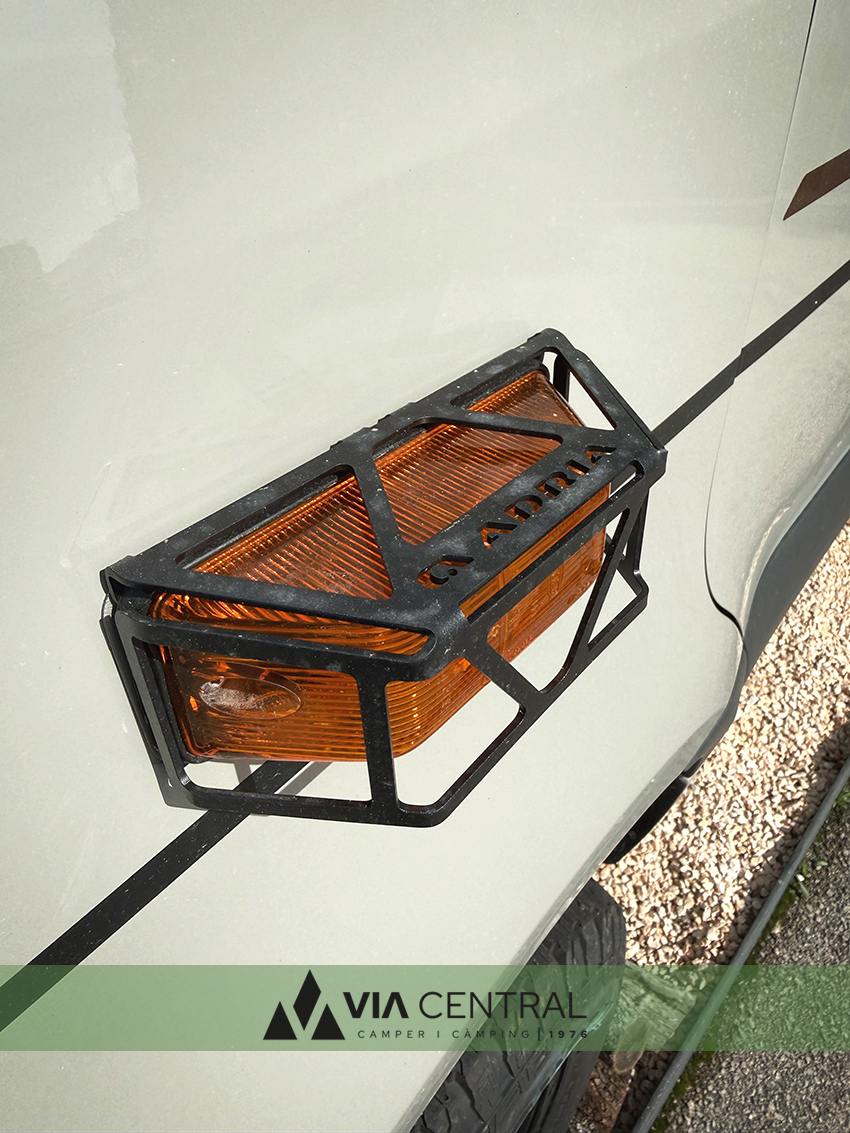 ADRIA SUPERTWIN 600 SPB VIA CENTRAL