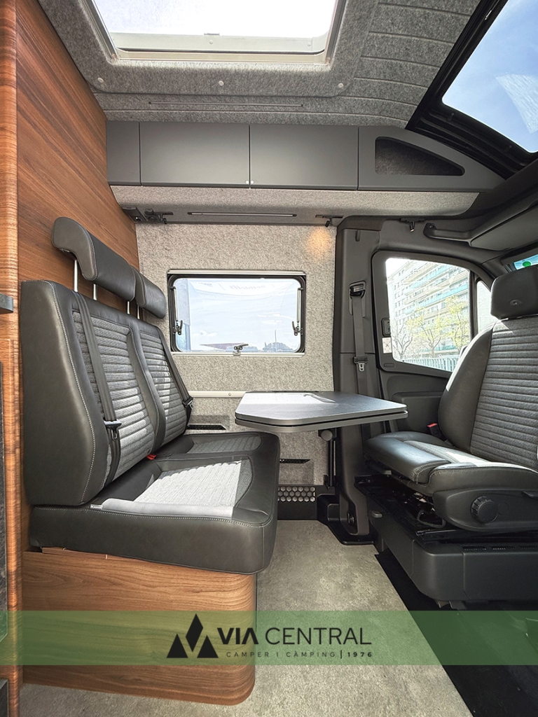 ADRIA SUPERTWIN 600 SPB VIA CENTRAL