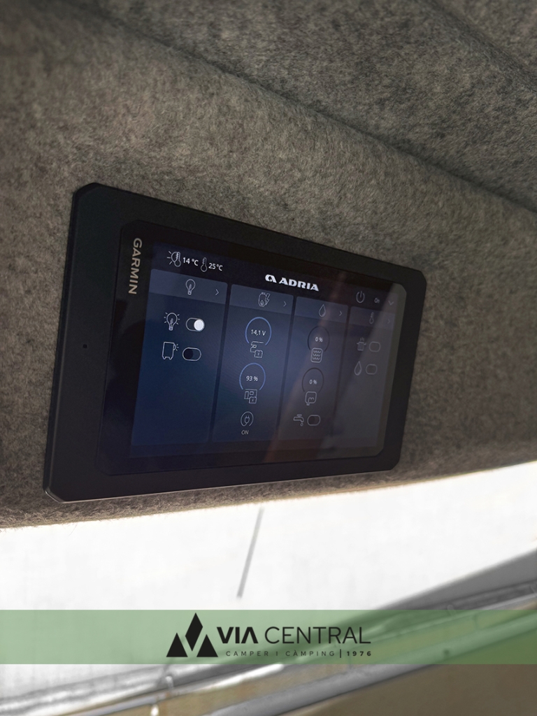 ADRIA SUPERTWIN 600 SPB VIA CENTRAL